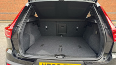 Volvo XC40 2.0 B3P Plus Black Edition 5dr Auto Petrol Estate